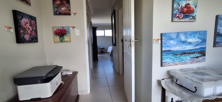 2 Bedroom Property for Sale in Hartenbos Landgoed Western Cape